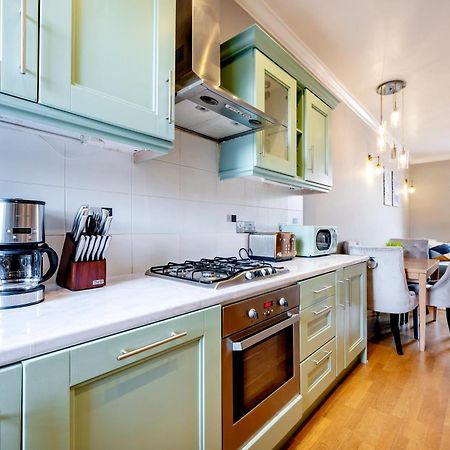 Large 1 Bedroom In Center Of London 3 Exterior foto